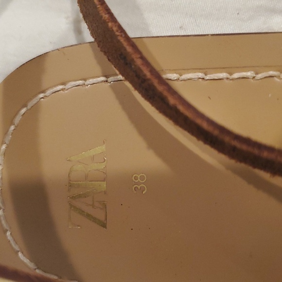 Zara Gold and Tan Sandals with Metallic Straps (33) - Picture 3 of 5
